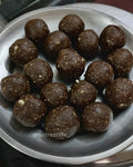 Ragi Dates Makhana Laddu